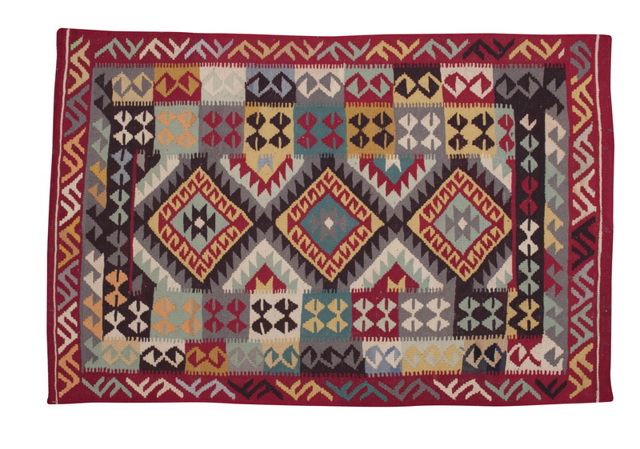 Můžete vyhrát koberec Anari kilim, který rozjasní místnost i vás vibrujícími barvami.
Můžete vyhrát koberec Anari kilim, který rozjasní místnost i vás vibrujícími barvami.