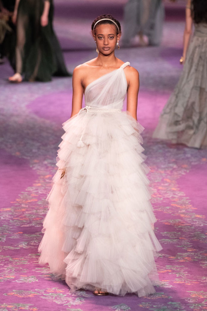 Dior haute couture jaro/léto 2020
Dior haute couture jaro/léto 2020