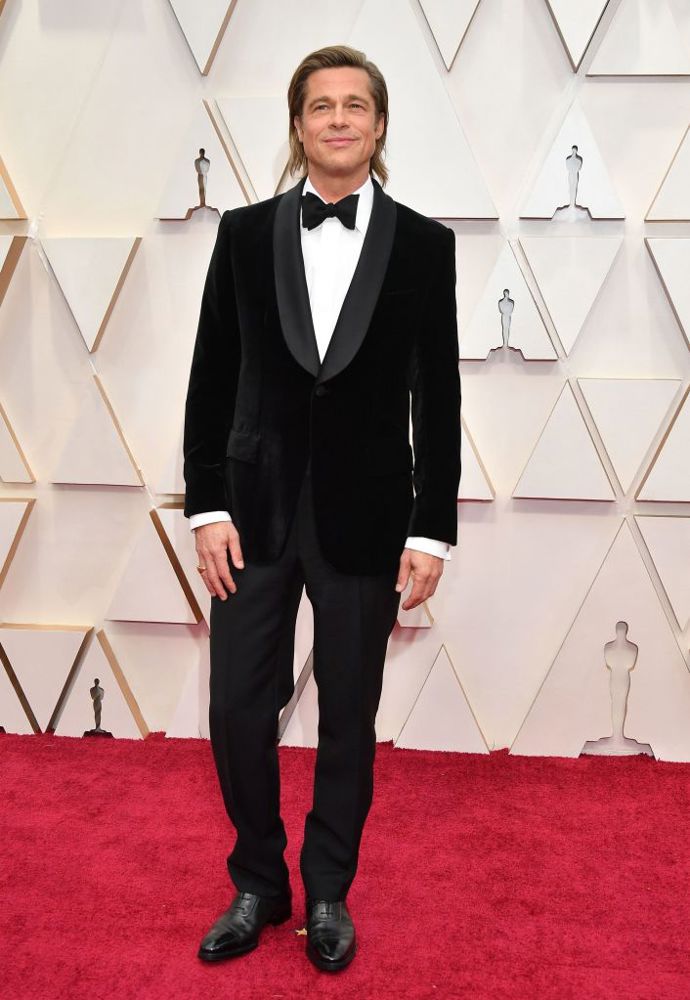 Brad Pitt doplnil oblek šperky David Yurman
