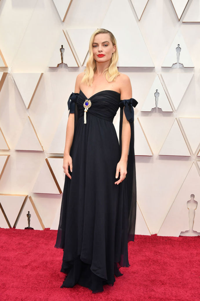 Margot Robbie v šatech Chanel
