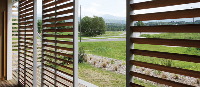 Loggia panely.
