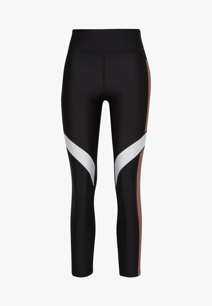 Under Armour (prodává Zalando.cz), 1200 Kč
