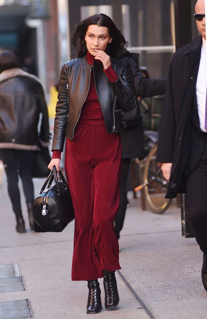 Bella Hadid (2017)
Bella Hadid (2017)