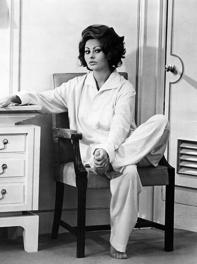 Sophia Loren ve filmu Hraběnka z Hongkongu (A Countess from Hong Kong)
Sophia Loren ve filmu Hraběnka z Hongkongu (A Countess from Hong Kong)