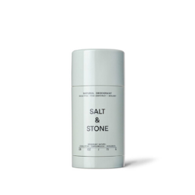 Deodorant od americké firmy Salt&Stone je nejen oku lahodící, díky přitažlivému minimalistickému obalu. Svého nositele přesvědčí, že investice do něj byla oprávněná.
100% přírodní tuhý deodorant je bez obsahu hliníku a díky svému tranparentnímu složení nezanechává žádné stopy na oblečení, opravdu! Svěží vůně eukalyptu, růžového grepu a bergamotu je jen pomyslnou třešinkou na dortu.
540 Kč, prodává Biosophy
Deodorant od americké firmy Salt&Stone je nejen oku lahodící, díky přitažlivému minimalistickému obalu. Svého nositele přesvědčí, že investice do něj byla oprávněná.
100% přírodní tuhý deodorant je bez obsahu hliníku a díky svému tranparentnímu složení nezanechává žádné stopy na oblečení, opravdu! Svěží vůně eukalyptu, růžového grepu a bergamotu je jen pomyslnou třešinkou na dortu.
540 Kč, prodává Biosophy