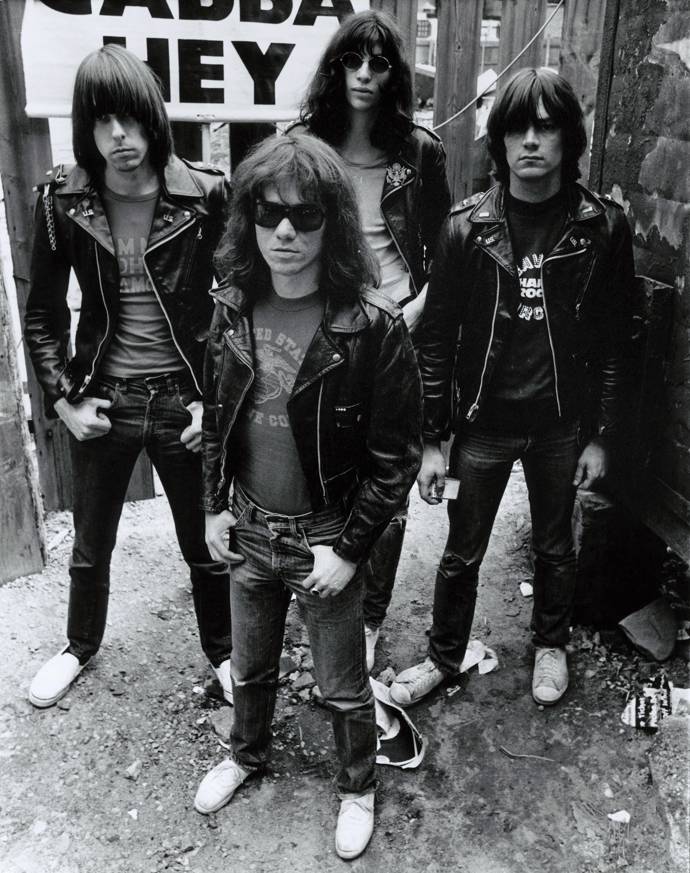 The Ramones (1977)
The Ramones (1977)