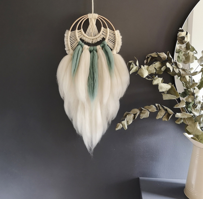 Galerie: Kombinovaná technika tkaní a macramé Galerie: Kombinovaná technika tkaní a macramé