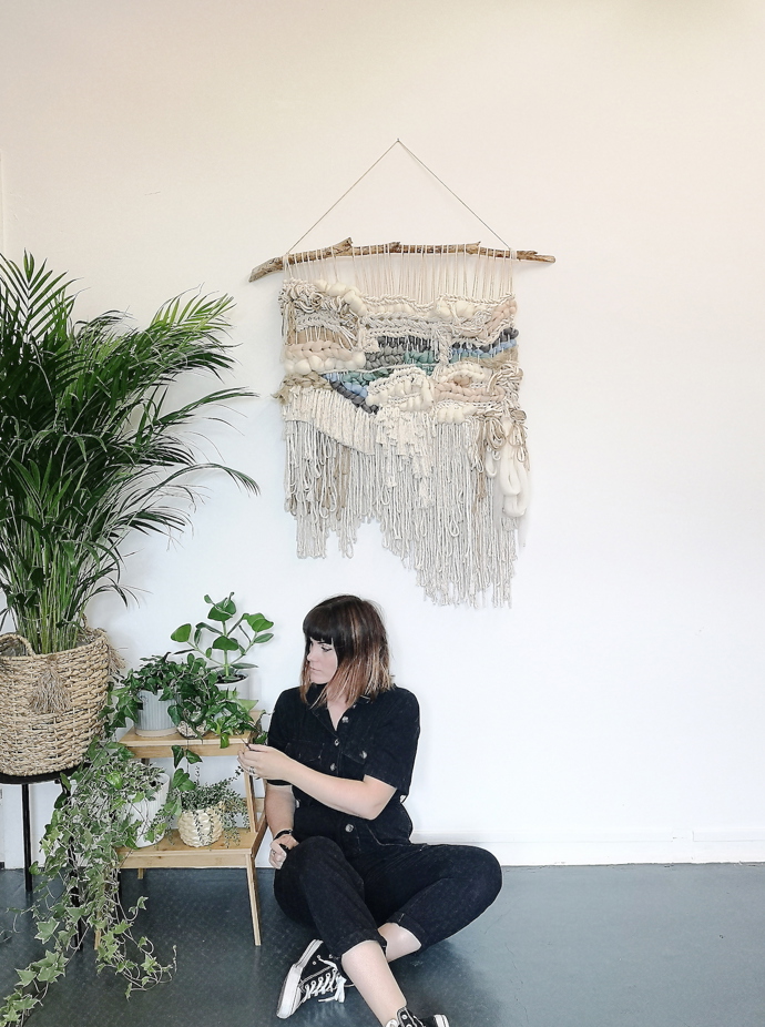 Galerie: Kombinovaná technika tkaní a macramé Galerie: Kombinovaná technika tkaní a macramé