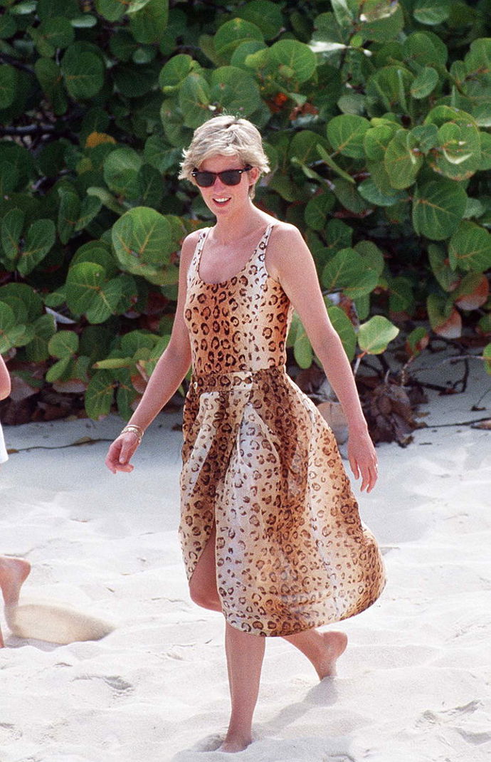 Šaty s leopardím vzorem

Necker Island, 1990
