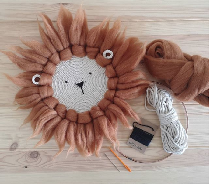 Galerie: Kombinovaná technika tkaní a macramé Galerie: Kombinovaná technika tkaní a macramé