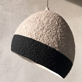 Galerie: Lampy Zaura z recyklovaného papíru Galerie: Lampy Zaura z recyklovaného papíru