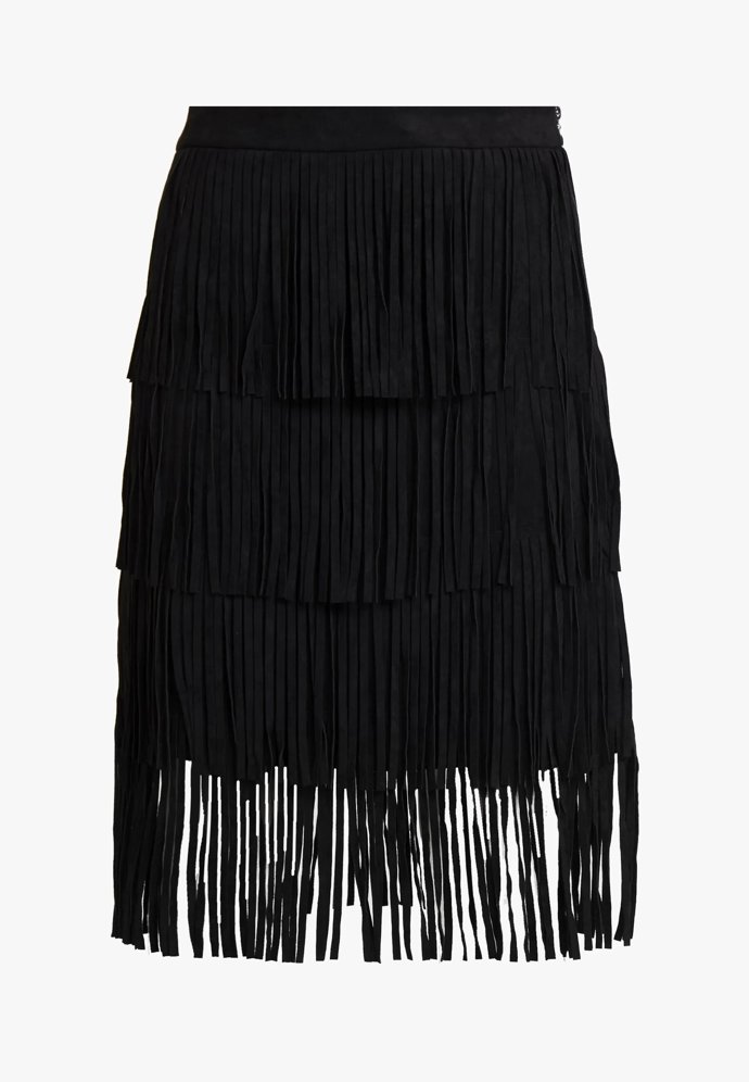 Apart (prodává Zalando.cz), 3840 Kč
Apart (prodává Zalando.cz), 3840 Kč