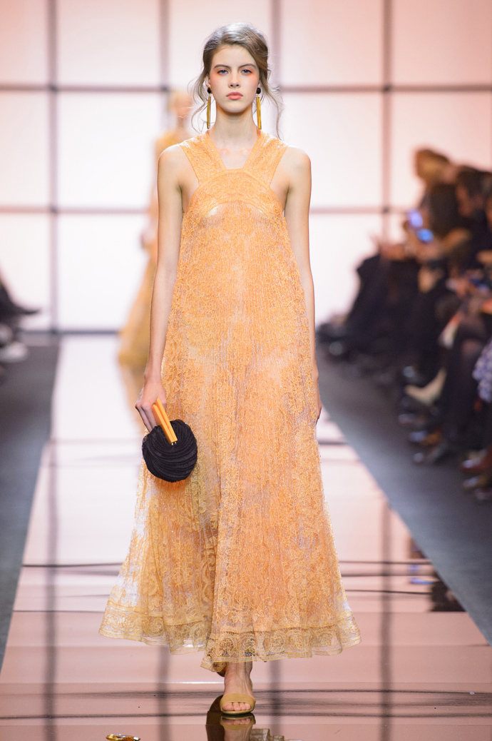 Armani Privé haute couture jaro/léto 2017
Armani Privé haute couture jaro/léto 2017