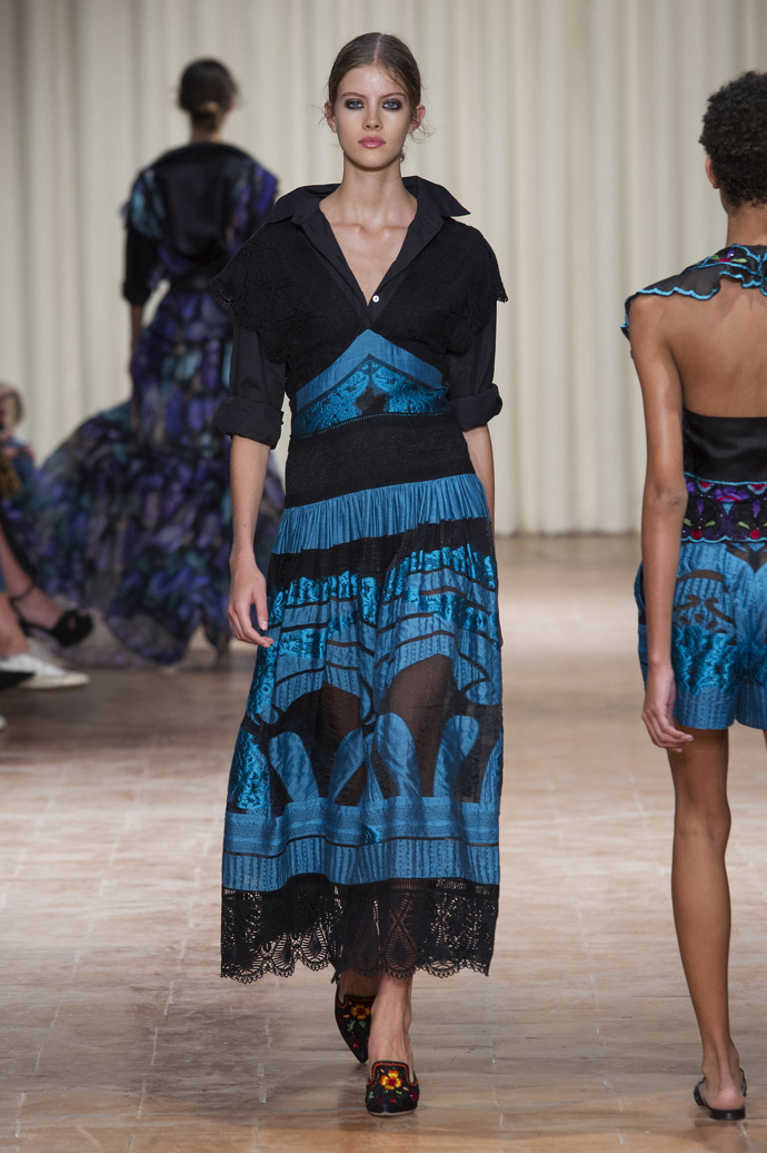 Alberta Ferretti jaro/léto 2017
Alberta Ferretti jaro/léto 2017
