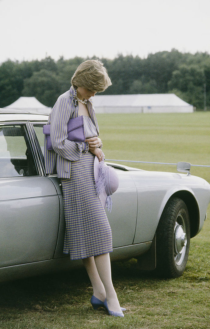 1981
1981