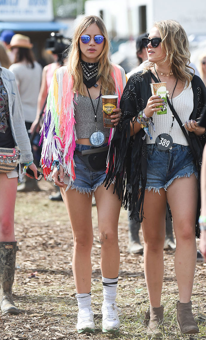 Suki Waterhouse (2015)
