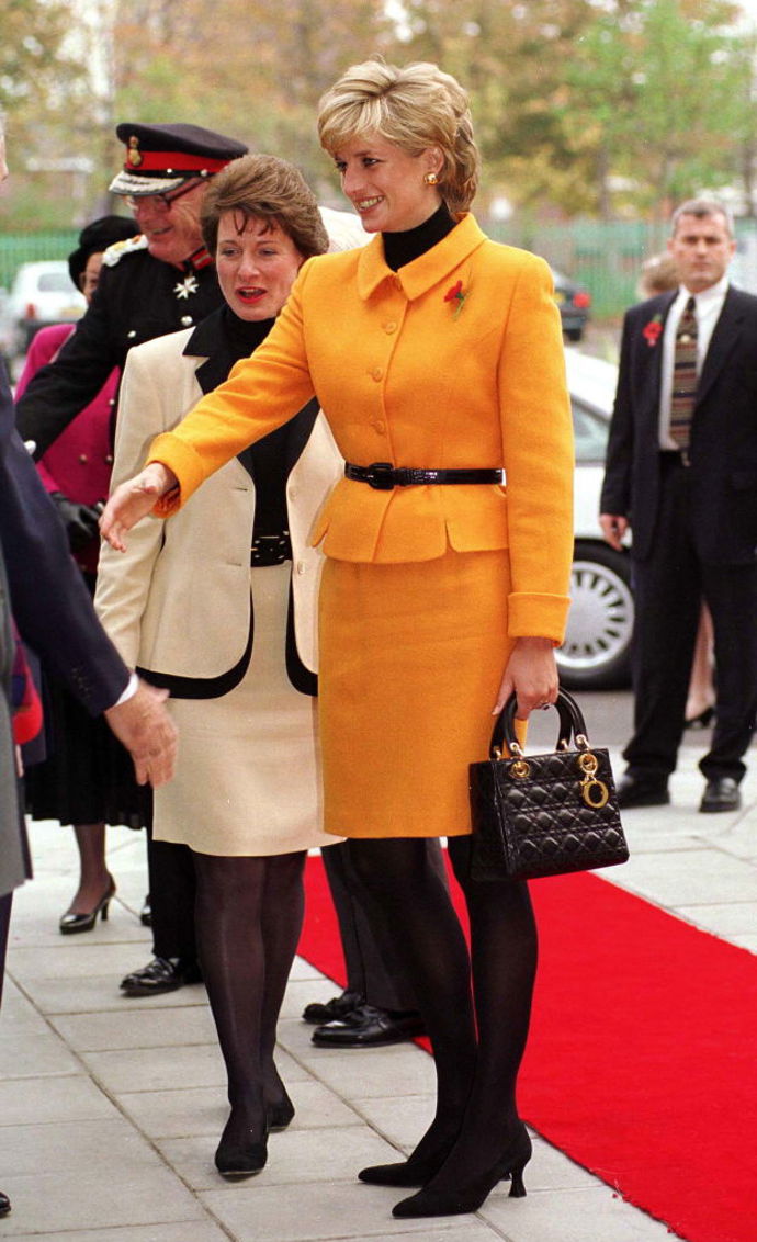 1995
1995