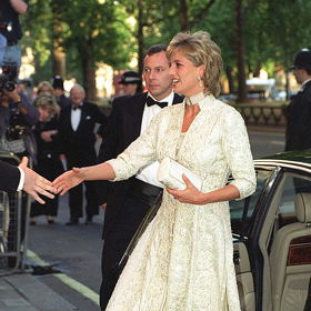 1996
