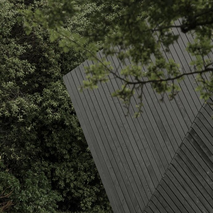Galerie: Dřevěný modul poskytuje ideální prostor pro práci na dálku Galerie: Dřevěný modul poskytuje ideální prostor pro práci na dálku