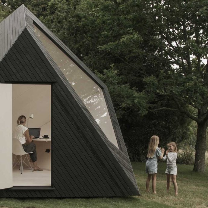 Galerie: Dřevěný modul poskytuje ideální prostor pro práci na dálku Galerie: Dřevěný modul poskytuje ideální prostor pro práci na dálku