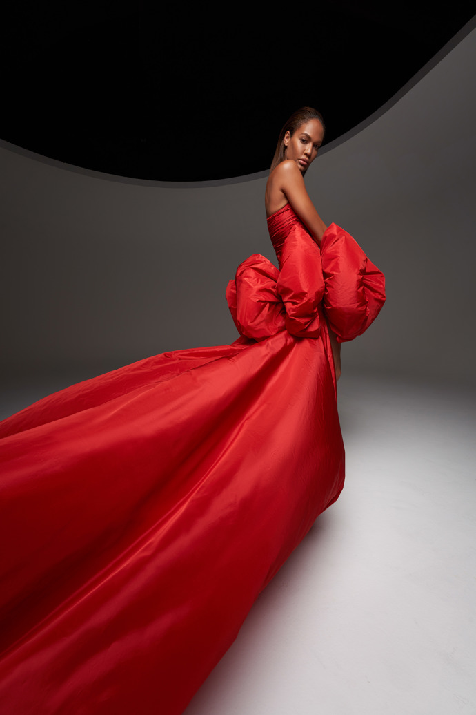 Giambattista Valli

haute couture podzim/zima 2020/2021
