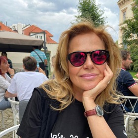 V těchto šatech Dagmar Havlová oslnila před týdnem na udílení cen českého lva
