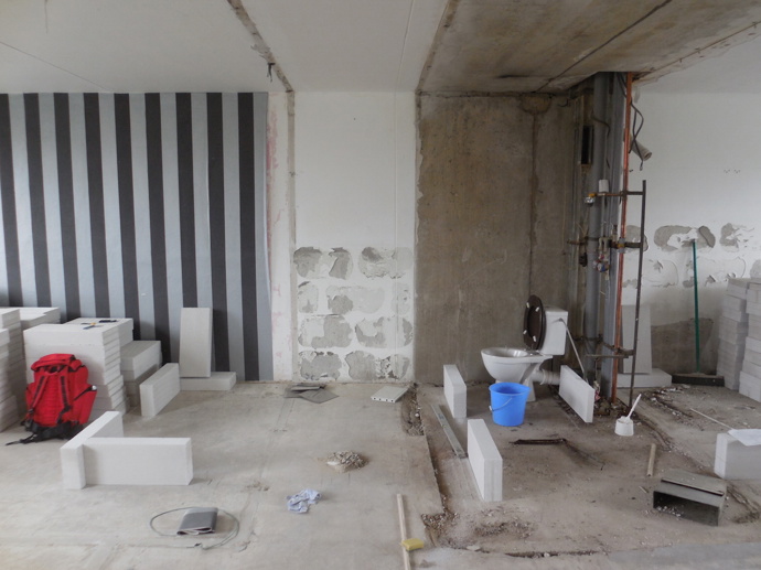 Betonový byt v pánském stylu, kde neztratíte čas uklízením Betonový byt v pánském stylu, kde neztratíte čas uklízením