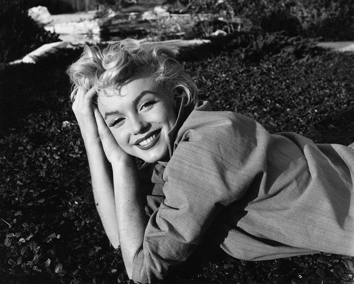 "Dejte ženě ty správné boty a ona dobyje svět."

- Marilyn Monroe
