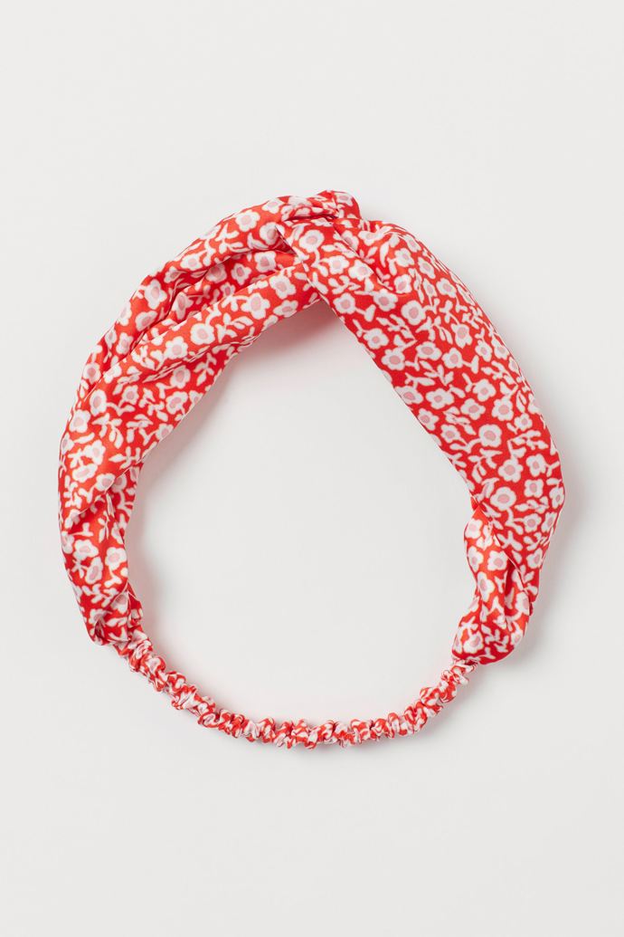 H&M, 199 Kč
