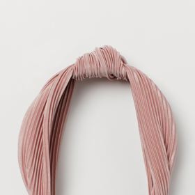 H&M, 249 Kč
