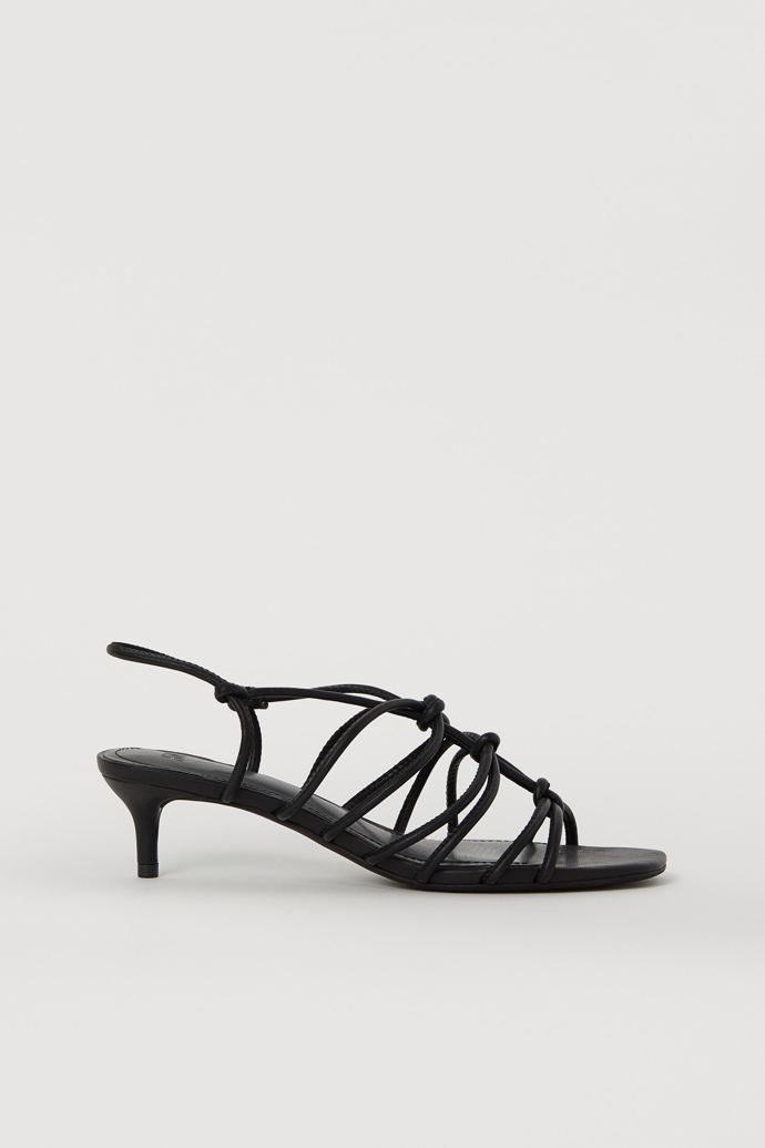 H&M, 299 Kč
H&M, 299 Kč