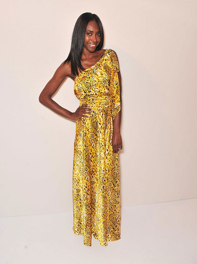 princezna Keisha Omilana
Rodilá Američanka Keisha Omilana se se svým budoucím manželem princem Adekunle "Kunle" Adebayo Omilanem setkala v New Yorku po cestě na modelingový casting. V modelingové kariéře pokračuje i poté, co se stala členkou královské rodiny. Známá je například z kampaní značky Pantene a z nejrůznějších přehlídek v rámci fashion weeků.
princezna Keisha Omilana
Rodilá Američanka Keisha Omilana se se svým budoucím manželem princem Adekunle "Kunle" Adebayo Omilanem setkala v New Yorku po cestě na modelingový casting. V modelingové kariéře pokračuje i poté, co se stala členkou královské rodiny. Známá je například z kampaní značky Pantene a z nejrůznějších přehlídek v rámci fashion weeků.