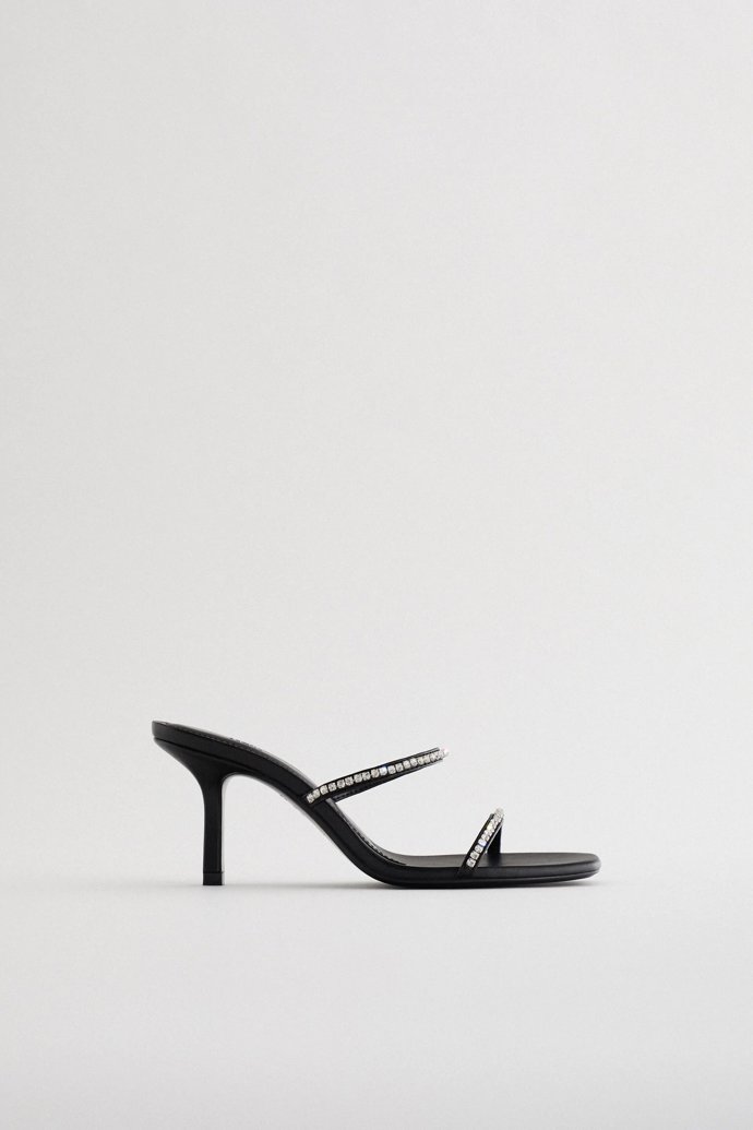 Zara, 999 Kč
Zara, 999 Kč