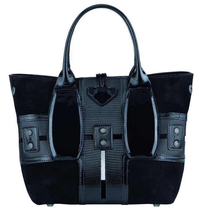 Longchamp, info o ceně v butiku
Longchamp, info o ceně v butiku