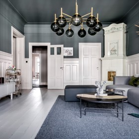 Ctí skandinávskou tradici a přidává moderní designové detaily Ctí skandinávskou tradici a přidává moderní designové detaily