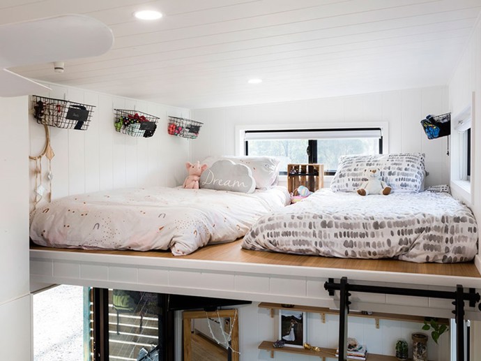 Galerie: Tiny House pro čtyřčlennou rodinu Galerie: Tiny House pro čtyřčlennou rodinu