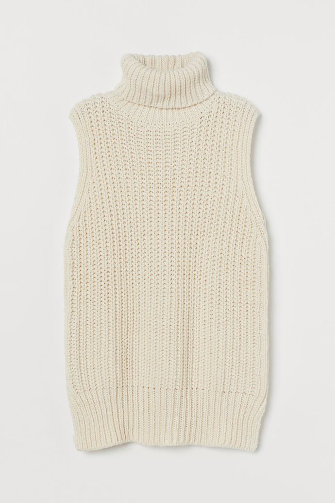 H&M, 599 Kč
