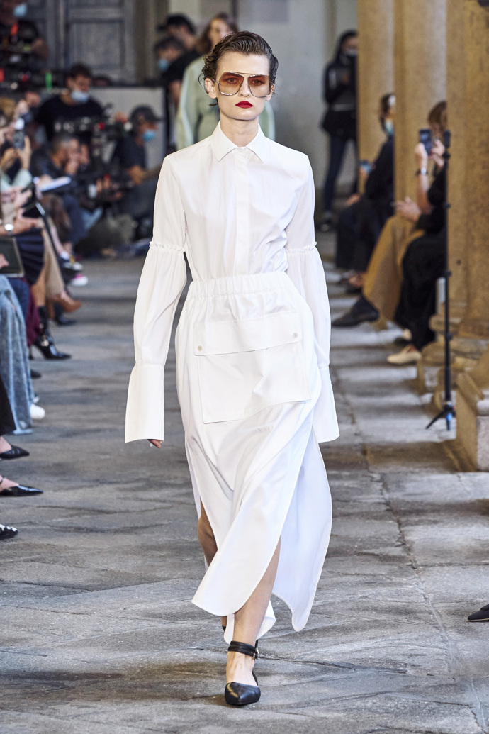 Max Mara
