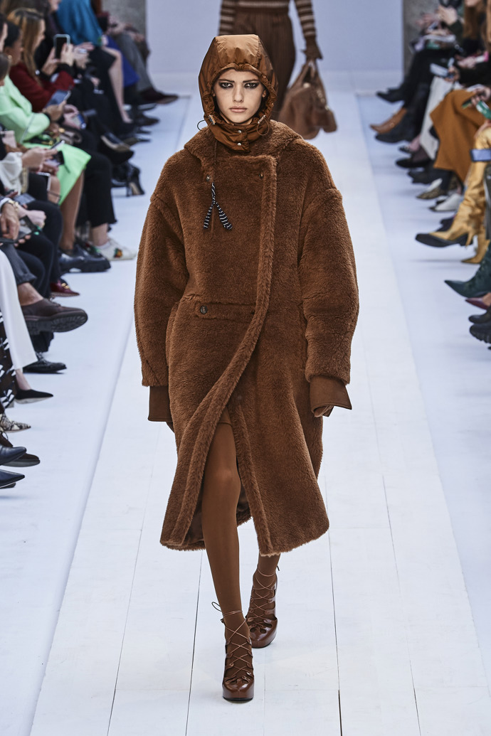 Max Mara, podzim/zima 2020/2021
Max Mara, podzim/zima 2020/2021