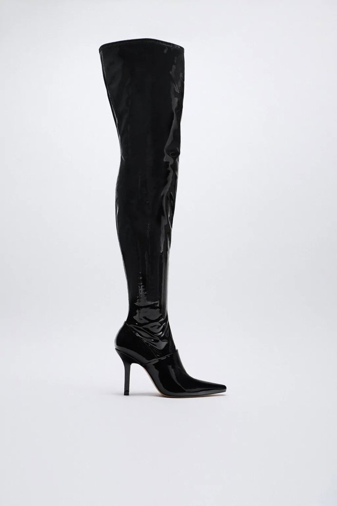 Zara, 2299 Kč
Zara, 2299 Kč