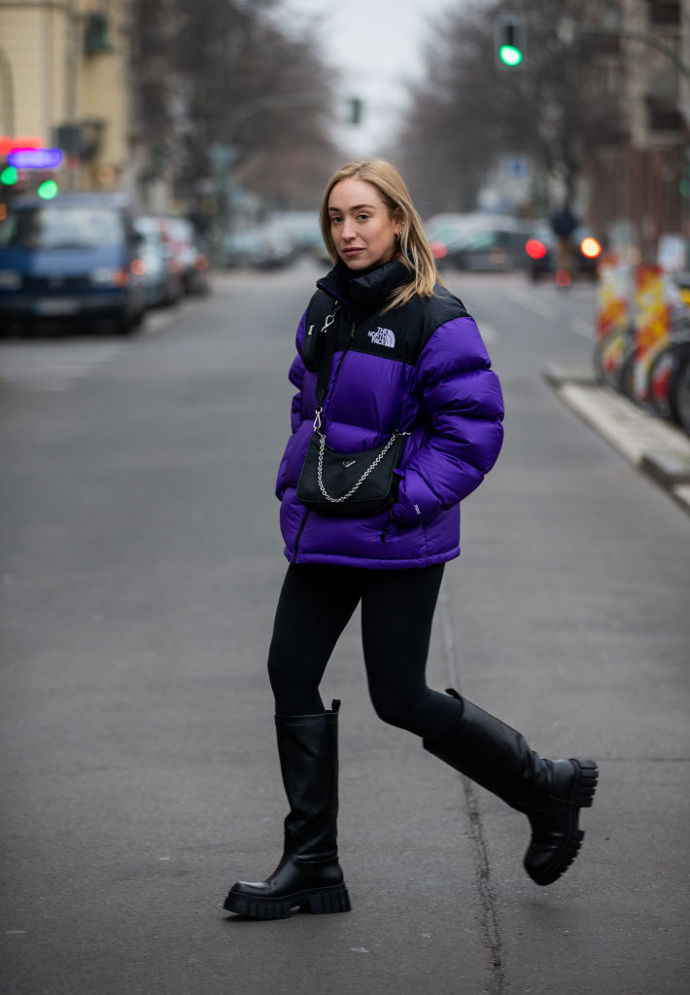 Bundy North Face se aktuálně staly trendem zejména díky spolupráci značky s módním domem Gucci
