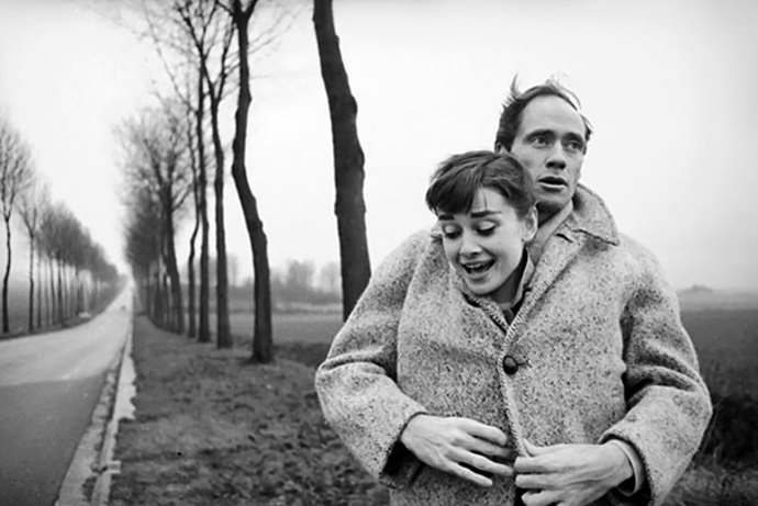 Při focení s manželem Melem Ferrerem v roce 1956.

