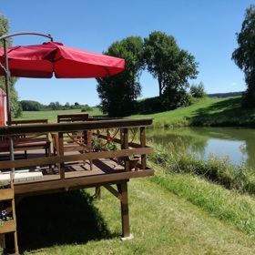 Maringotka přestavěná na dokonalý domov. 
