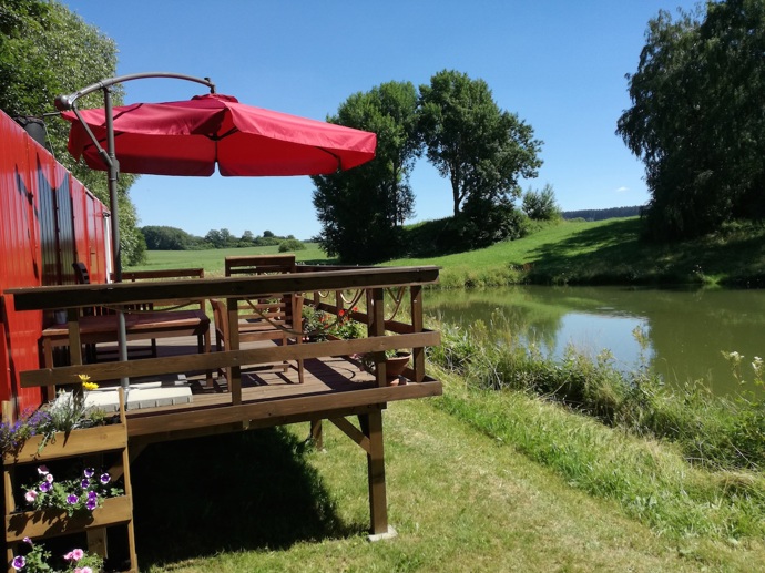 Maringotka přestavěná na dokonalý domov.
Maringotka přestavěná na dokonalý domov.