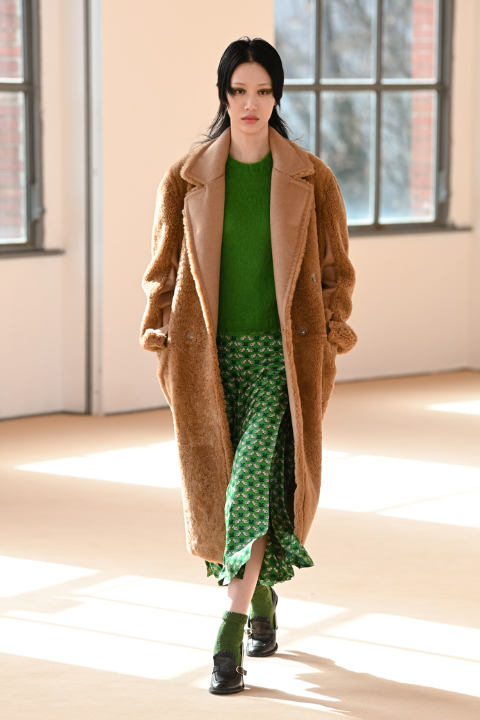 Rafinovaná Max Mara Rafinovaná Max Mara