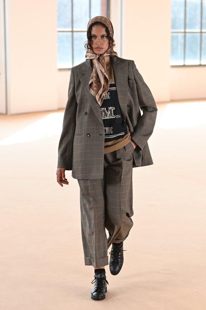 Rafinovaná Max Mara Rafinovaná Max Mara