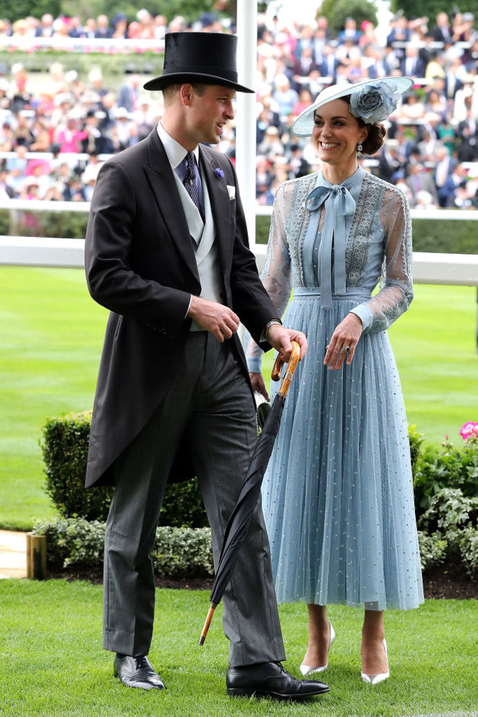 Ani v roce 2019 si Kate s Williamem nenechali ujít Royal Ascot. 

