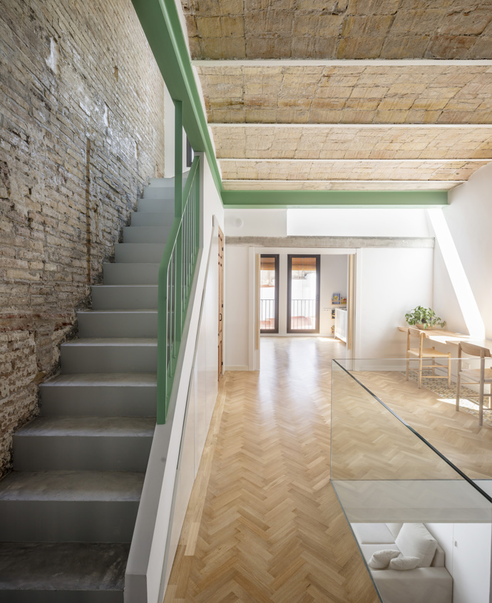 Galerie: Z řadovky moderní dům