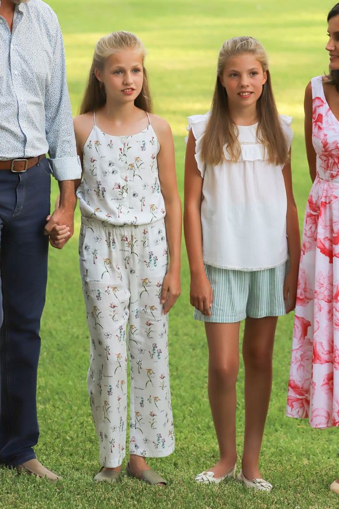 Volnočasové outfity podle španělských princezen.
Volnočasové outfity podle španělských princezen.