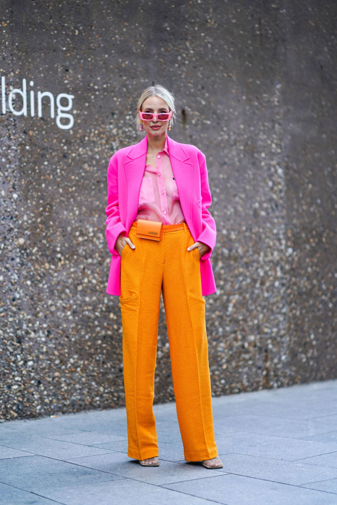 Leonie Hanne a její color-blocking
